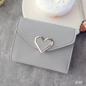 Women Heart Small Wallet (2 colors to choose from)